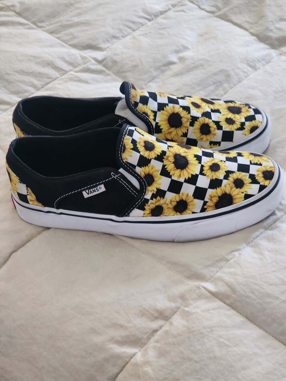 Vans Womens 8.5 Slip-On Checkerboard Sunflower Sneakers - Picture 2 of 4